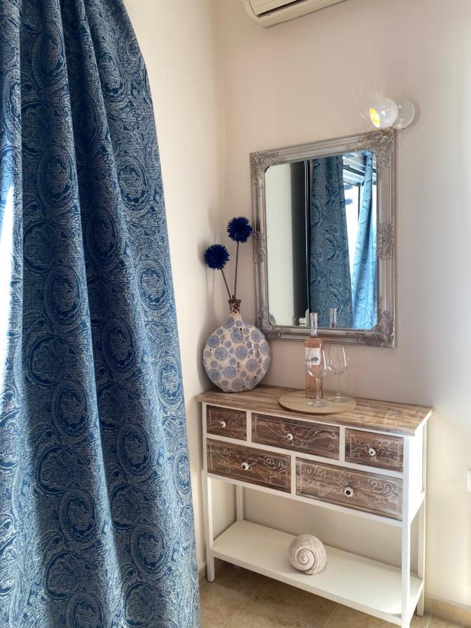 Roxa Seaview Apartment Agios Leon Екстериор снимка