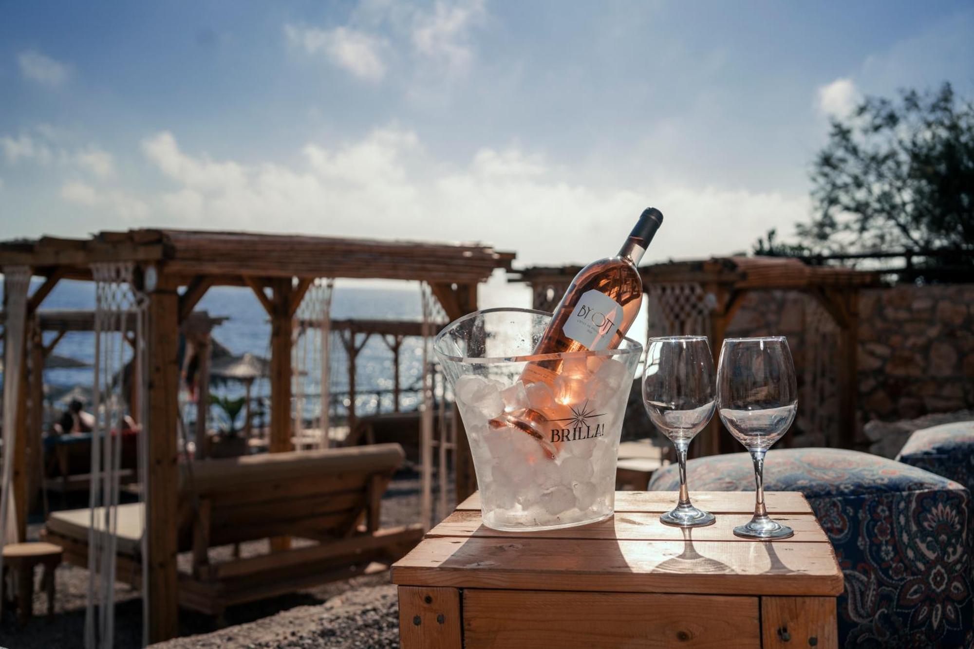 Roxa Seaview Apartment Agios Leon Екстериор снимка